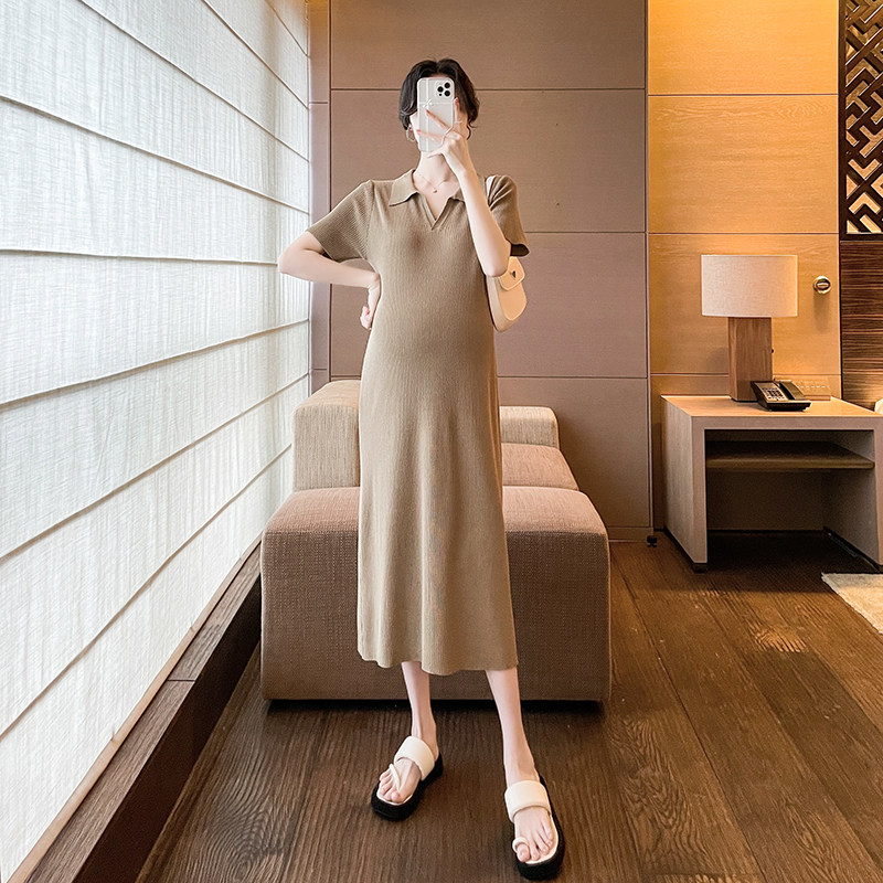 孕妇连衣裙夏短袖薄款POLO领冰丝针织长款时尚辣妈2023新款长裙女