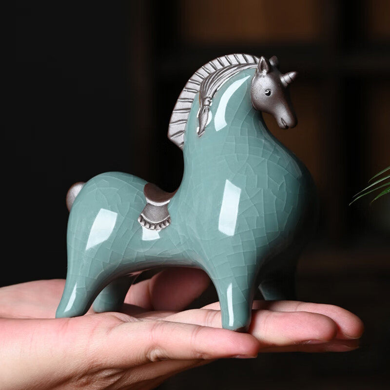 陶瓷唐马摆件礼物招财客厅玄关酒柜桌面装饰品办公桌鸿运马到成功