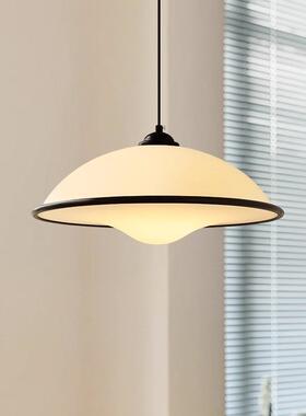 现代极简太空时代飞碟吊灯白色个性餐厅吊灯书房中古飞碟吊灯具