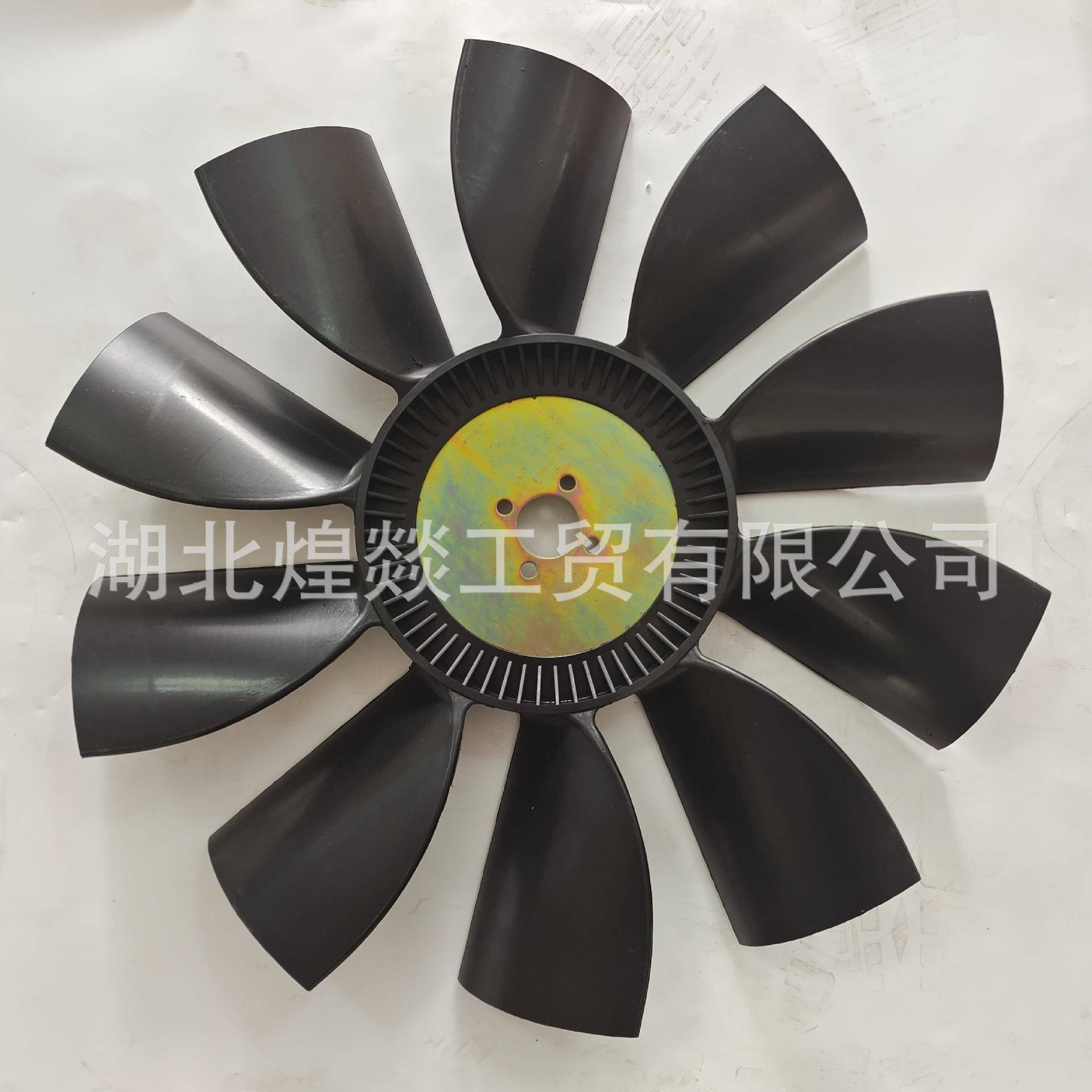 康明斯6BTAA5.9-150发动机配件风扇叶4931807