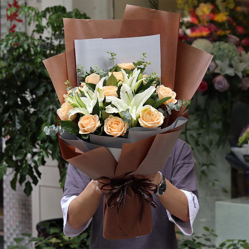 内蒙古通辽市鲜花同城速递红玫瑰花束生日礼盒科尔沁区花店送花
