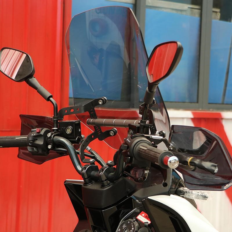适用三阳曼巴150摩托车前挡风玻璃风挡板XS150T-15A导流罩改装件