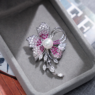 花朵女士胸针合成红宝石高端奢华高级感轻奢西装 新款 胸花宴会礼物