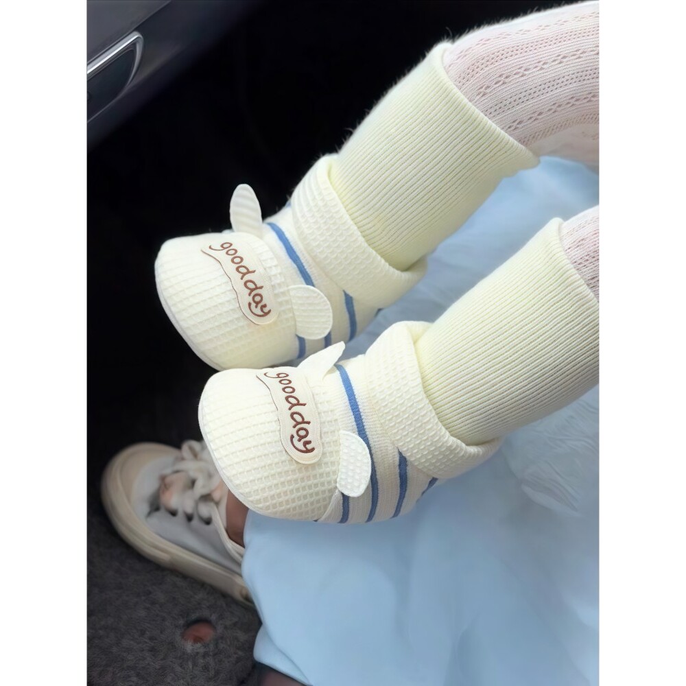 宝宝袜鞋婴儿步前鞋6到12个月小月龄婴儿鞋男女宝宝秋冬季软底鞋