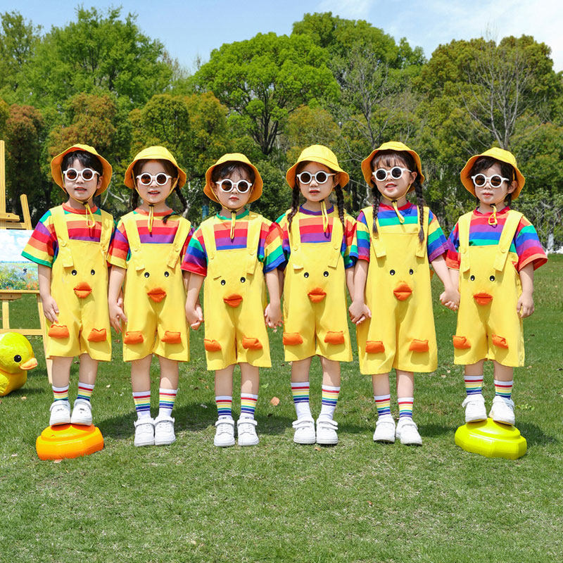 六一儿童节表演服装小黄鸭短袖毕业照运动会班服背带裤演出服套装