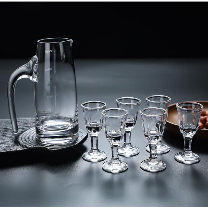 玻璃白酒杯礼盒套装定制小酒杯一口杯烈酒杯小号品酒杯分酒器酒具