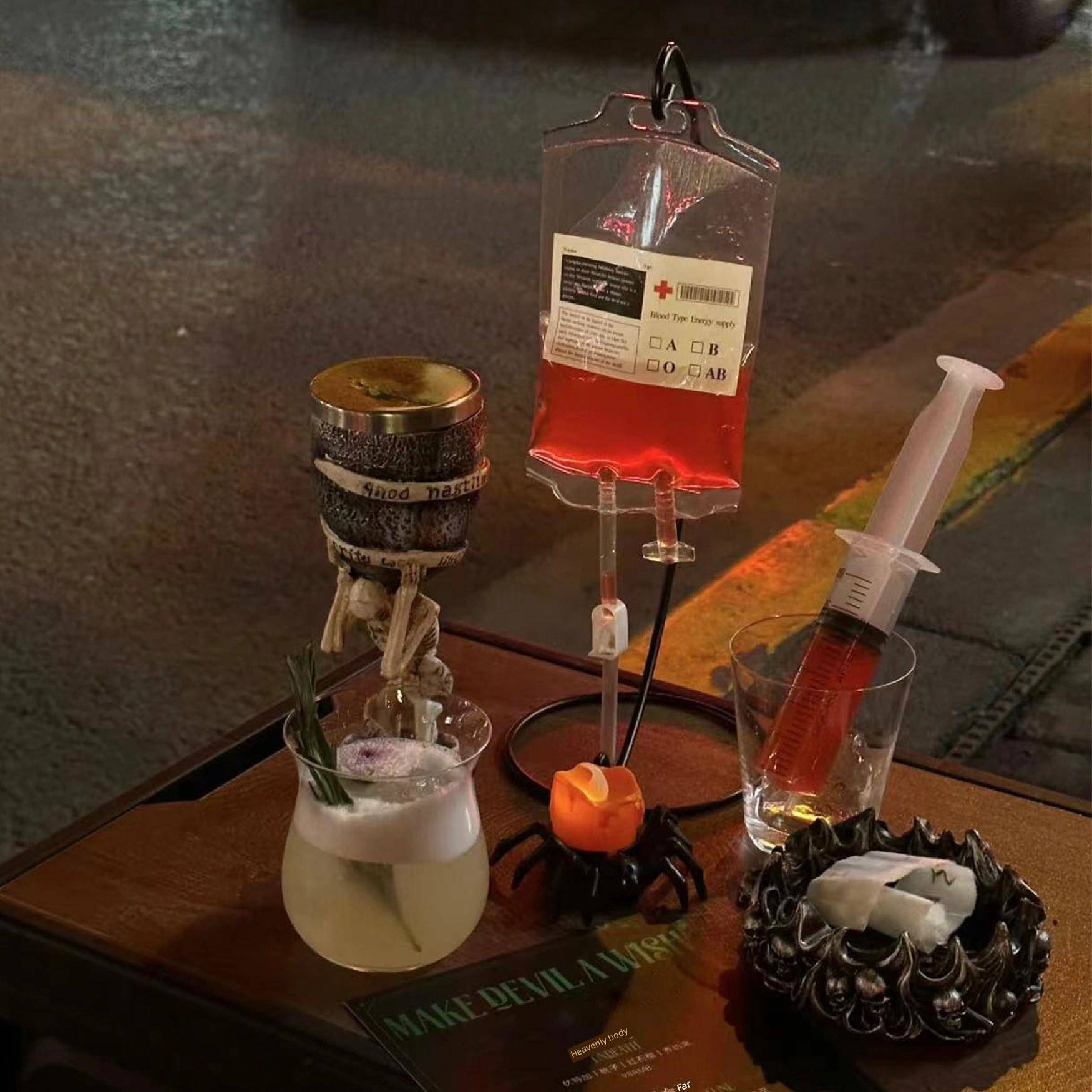 万圣节创意有趣的血袋饮料装饰挂瓶输液果汁袋吸血鬼血浆袋果酱袋