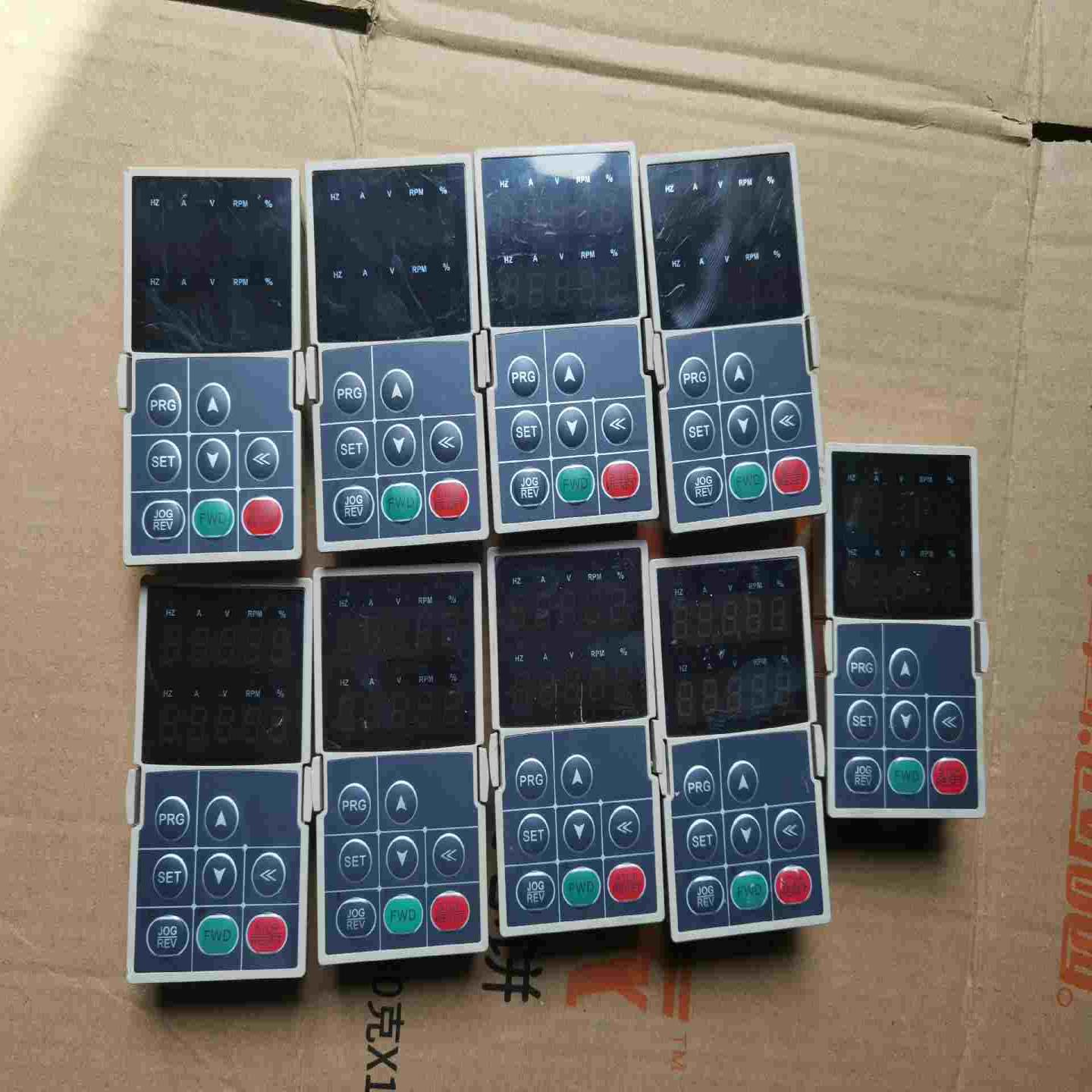 议价伟创变频器AC70AC80面板KB21A详见下图