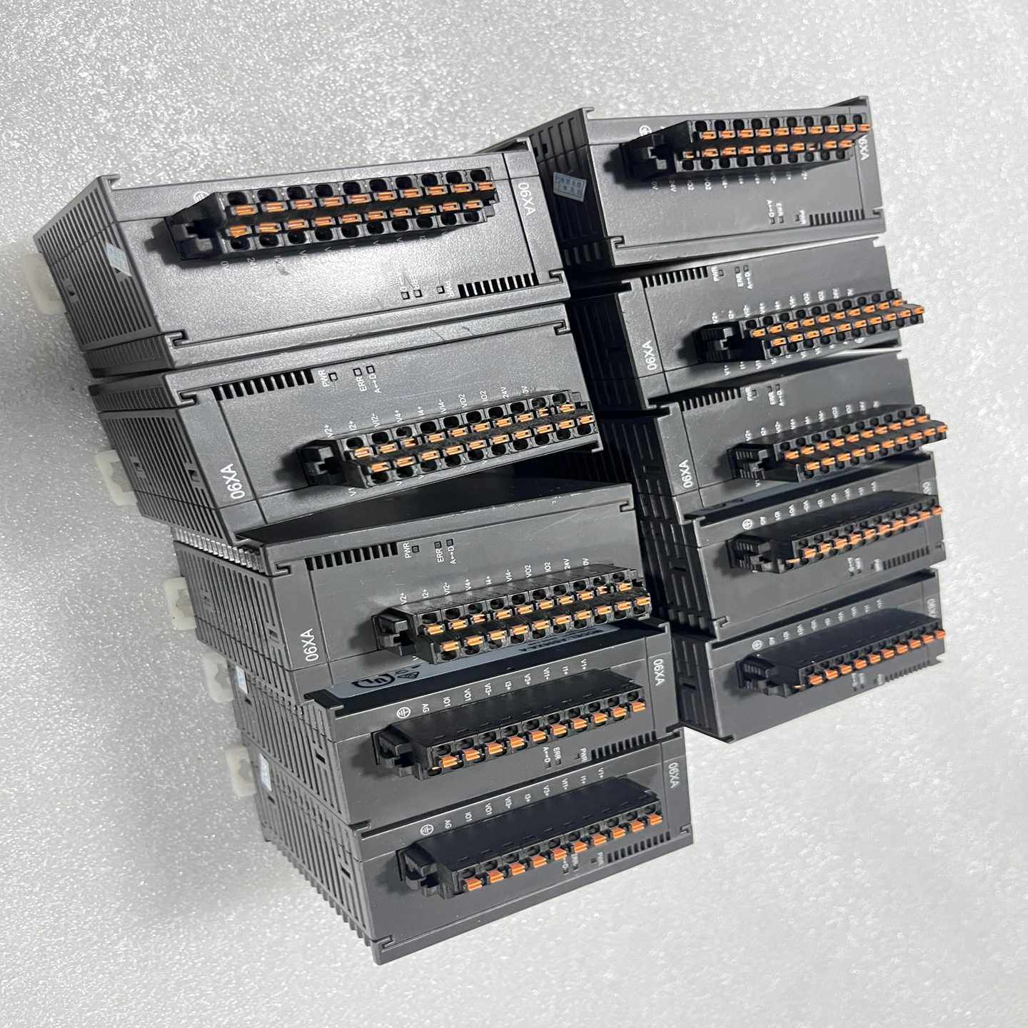 台达PLC AS06XA-A{议价}