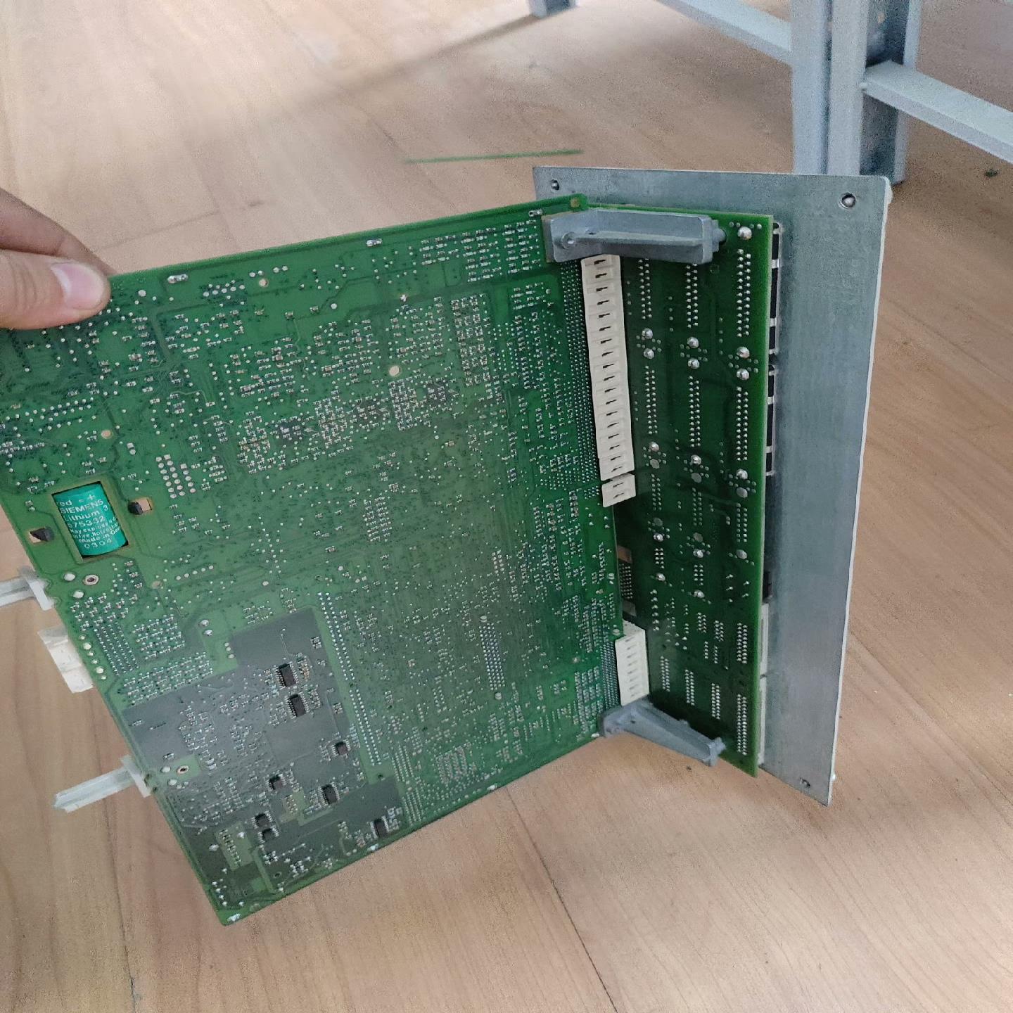 6FC5410－0AY03－0AA01西门子CCU3（瓠子电子）