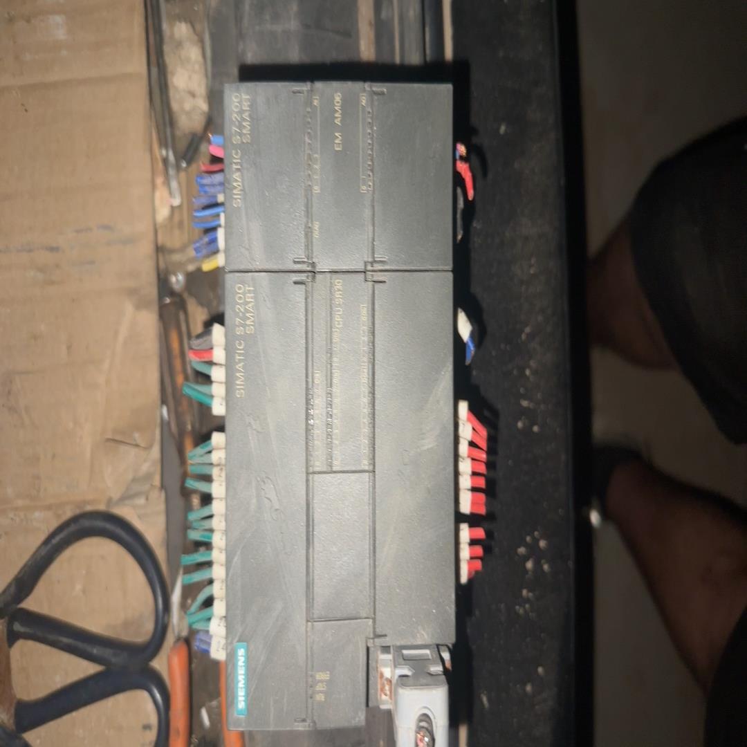 西门子smart200plc型号sr30带一个am06模块议~议价