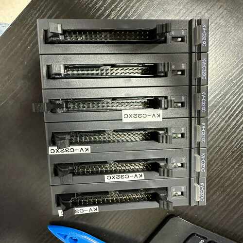 【星慕电子】基恩士PLC模块KV-C32XC，成色可以，300一个