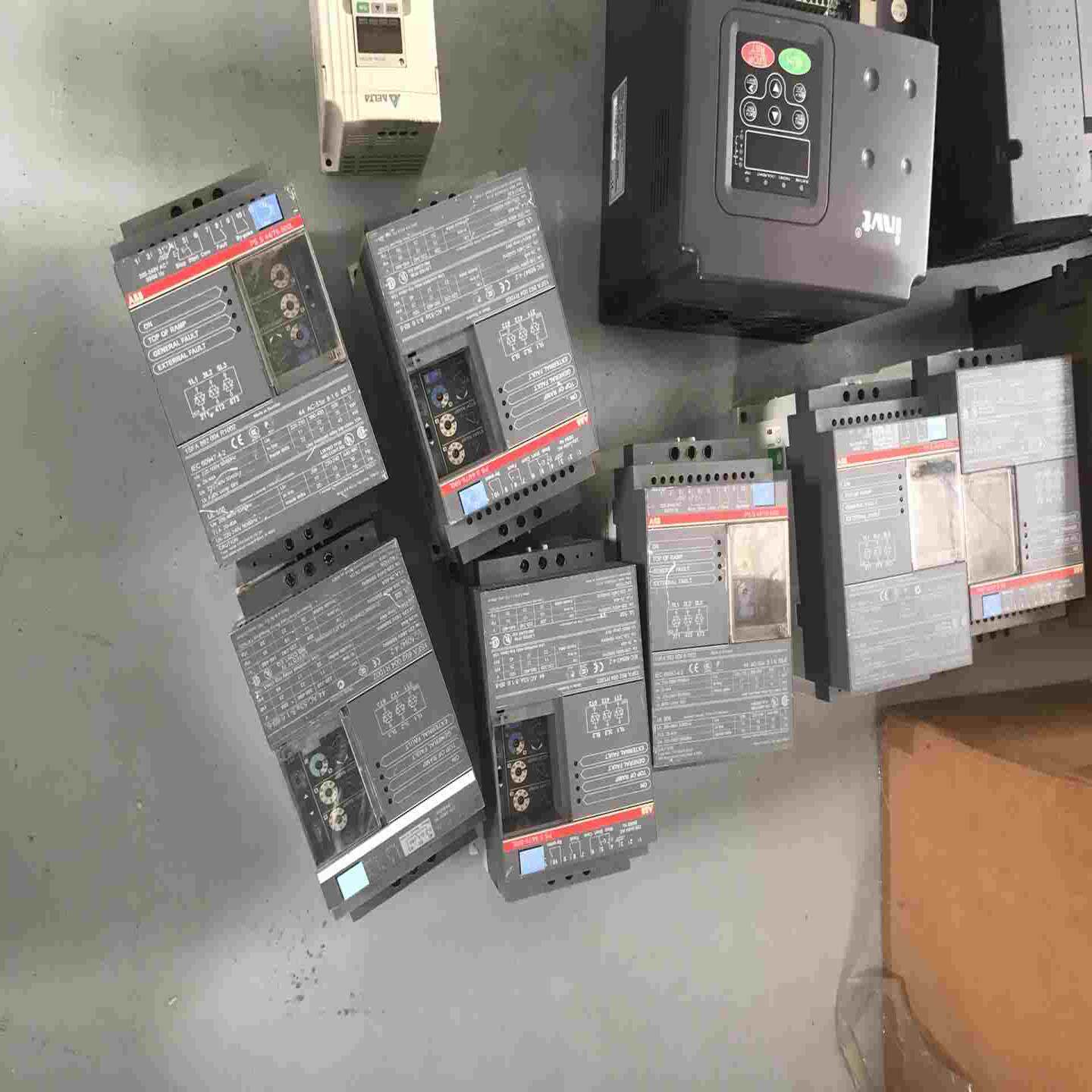 ABB软启动器PSS44/76-500L/189200（夫美商行）