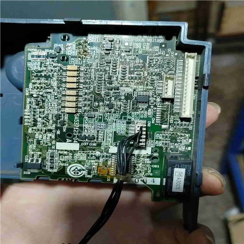 (议价)SA537123-04富士变频器E1S主板