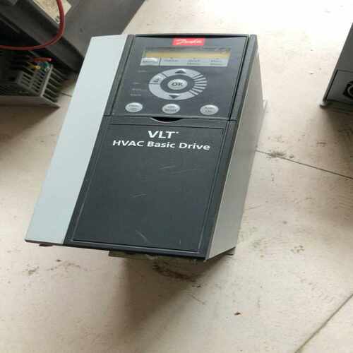 丹佛斯变频器 FC-101P5K5T4E20H，5.5千瓦，（耶耶电子）