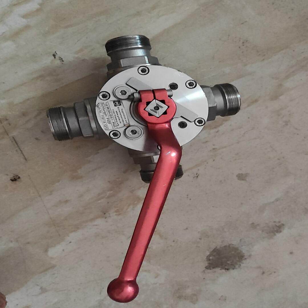 德国BEE三位四通换向阀型号SK325-32-0.1.pn2（电子设备）