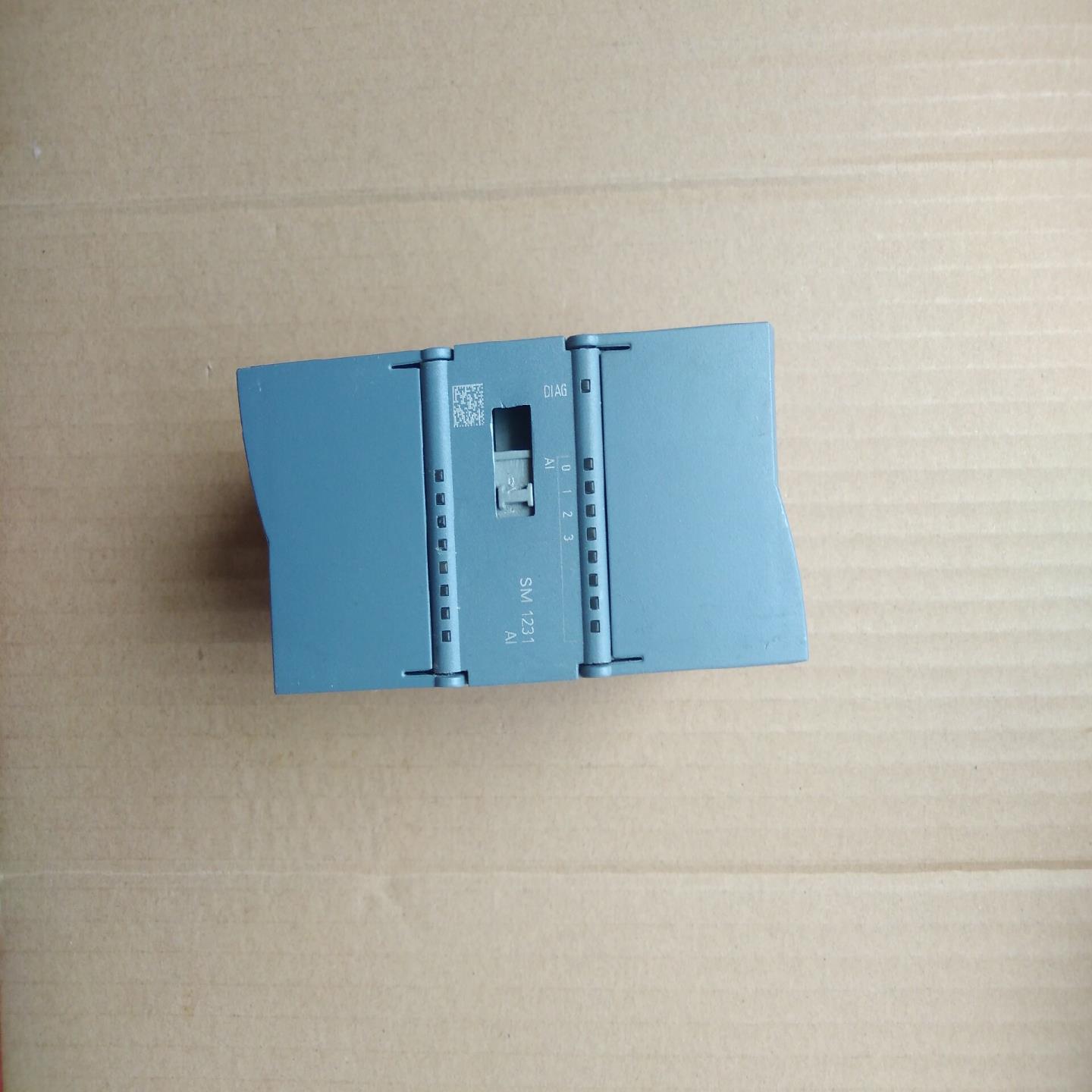 议价231-4HD32SM1231 AI6ES7231-4HD3