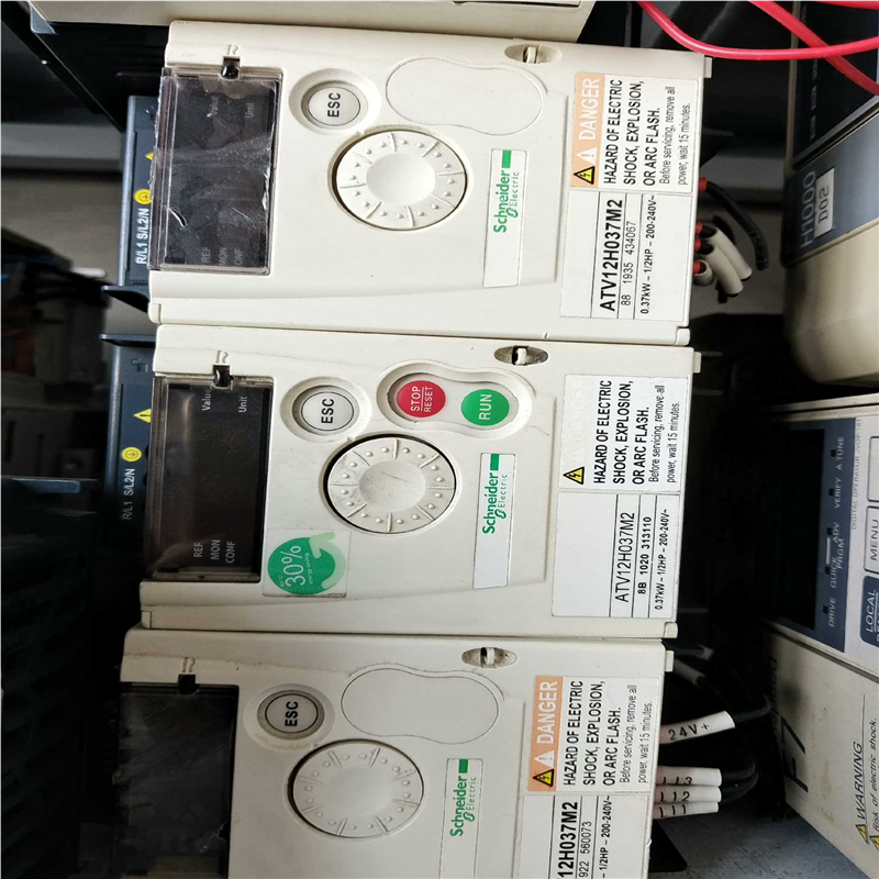 议~变频器，ATV12H037M2，成色如图，功能