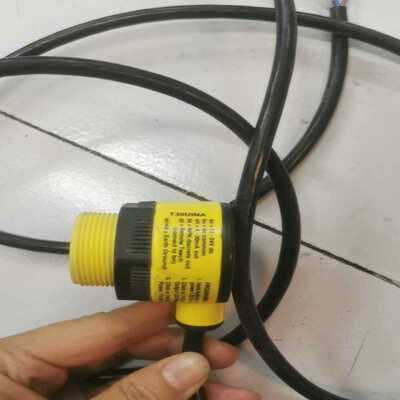 邦纳超声波T30UINA，实物拍摄，成色如图，正常拆机