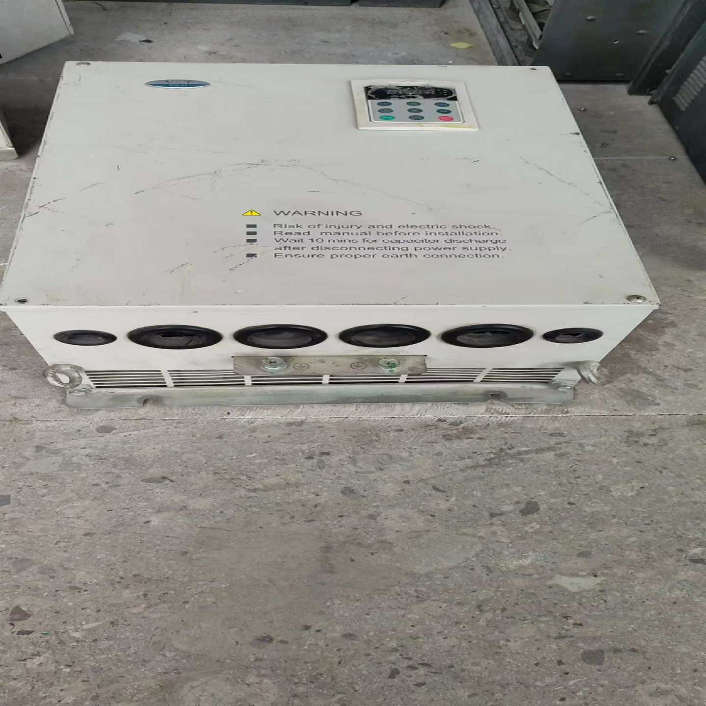 蓝海华腾V5一H一4丅 30GA/37LA   30KW/3【侨报商行】