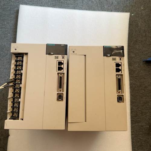 【星慕电子】伟创驱动器的SD700-170D-EA、功能，成色实