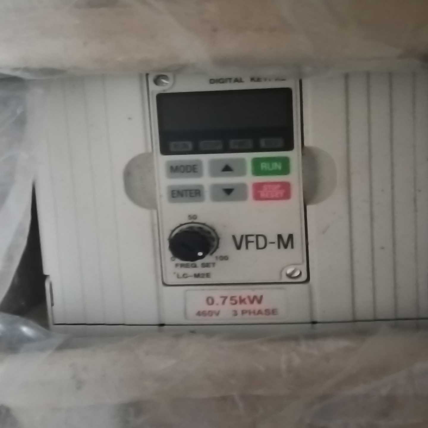 台达M系列变频器0.75千瓦380v  220V 原包装议价【博航商行】