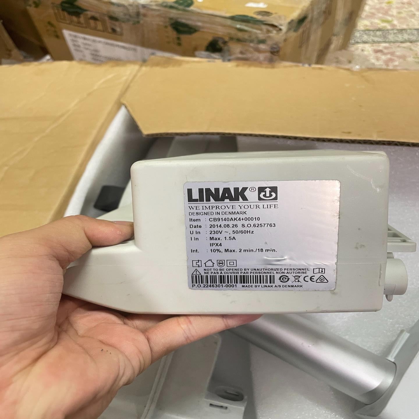 LINAK   力纳克电动控制器 4B9140AK4【侨报商行】