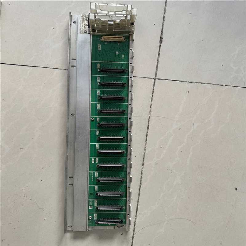 (议价)三菱plc模块底板Q612B，实物图拍摄