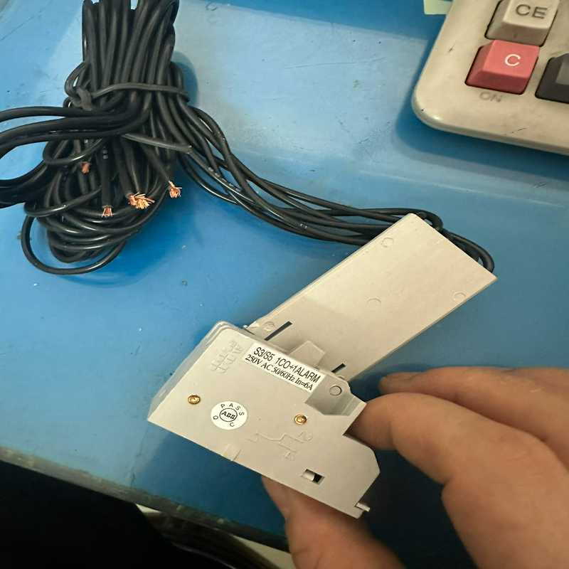 (询价)ABB断路器触点S3/S5 1C0+1ALARM