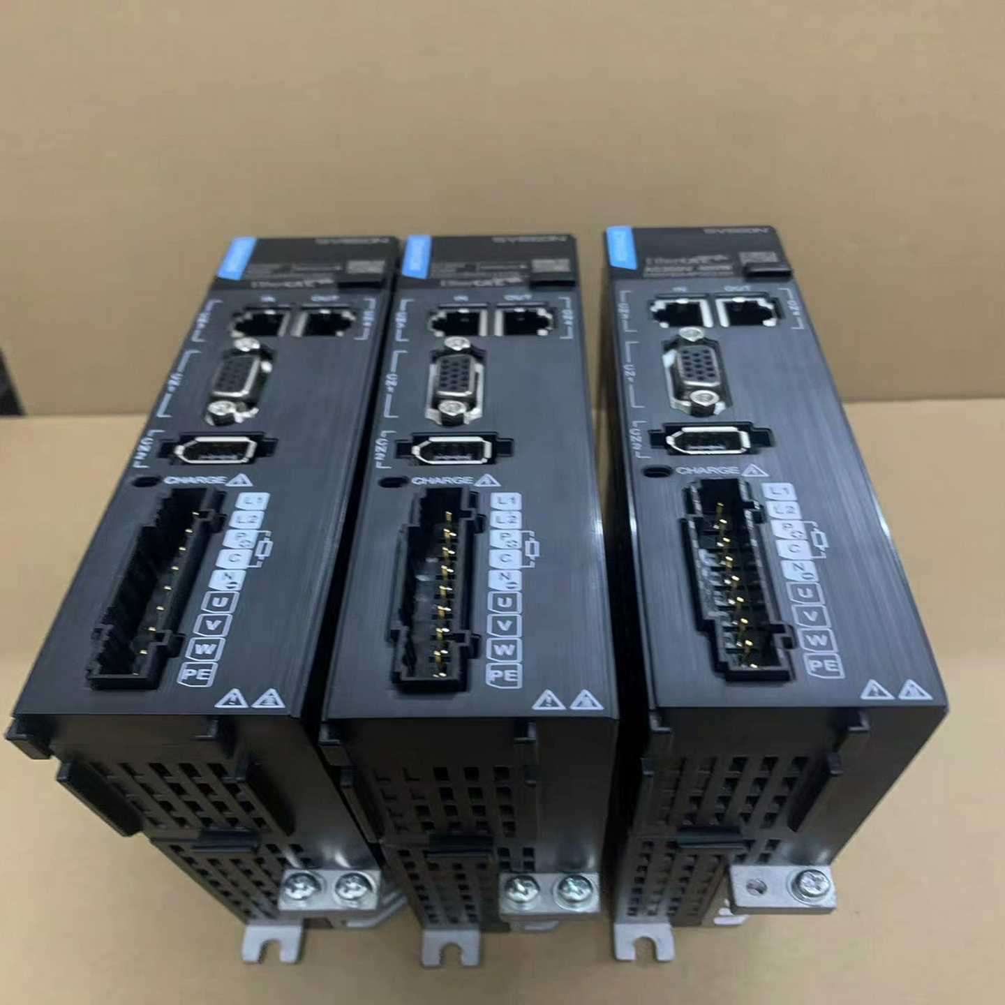 (询价)汇川驱动器SV660NS2R8I-FS，400w750w伺服