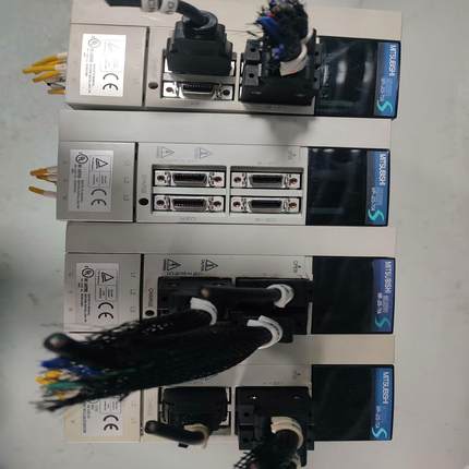 三菱驱动器MR-J2S-70A，拆机二手，成色如图，功能完好