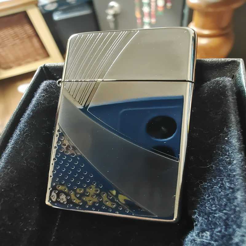 zippo 七星 黑冰纤巧盔甲机,14年手感很不错,懂得入吧【鑫