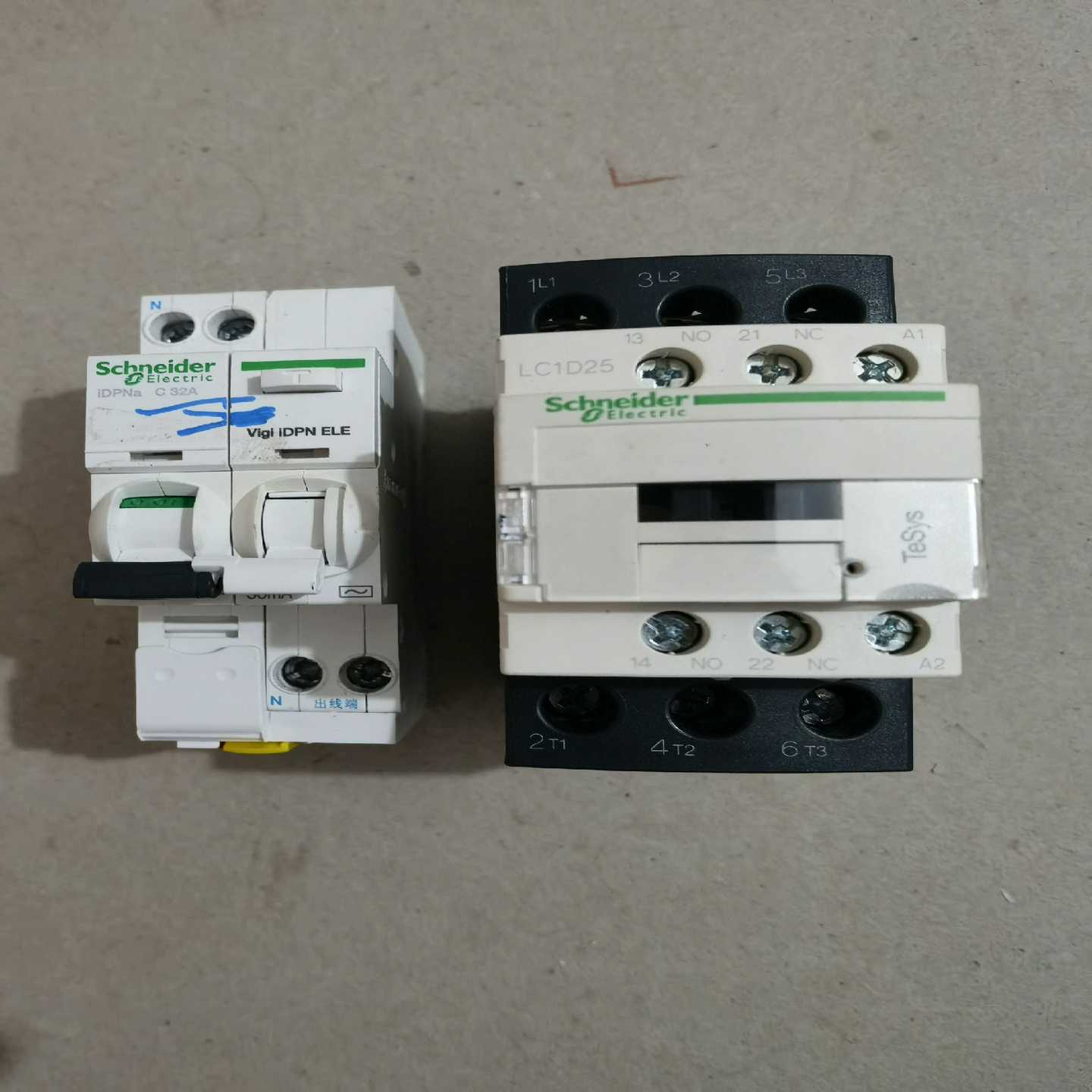 询价~DPNa C32A 1P+N  Vigi iDPN ELE的