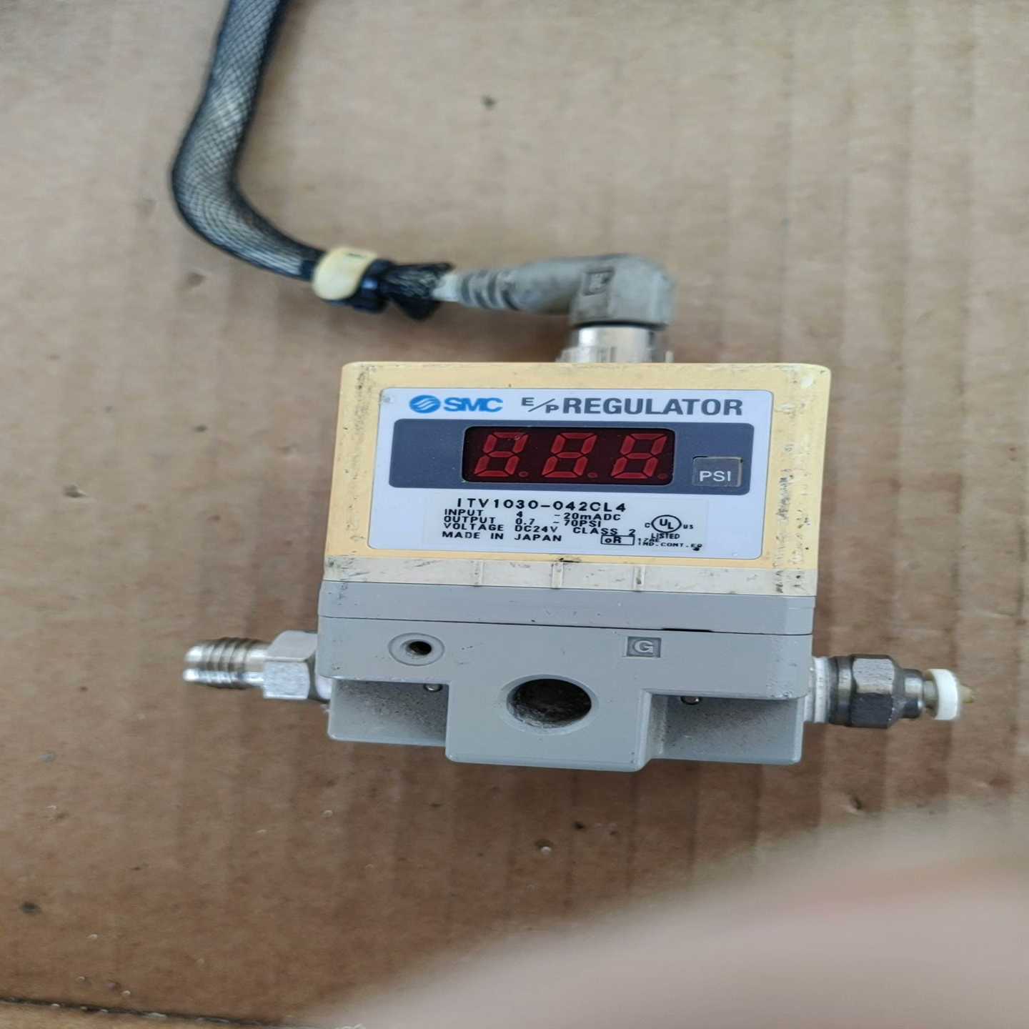 (询价)比例阀 ITV1030-042CL4 实物成色如图