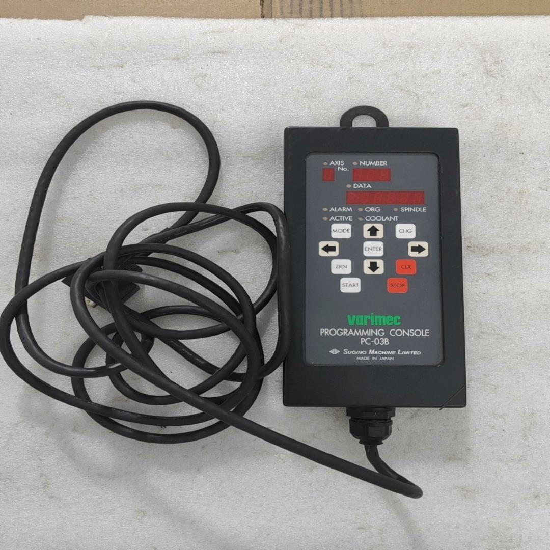 议价PC-038控制手柄。二手拆机，仅此一个仅售价200元。实物