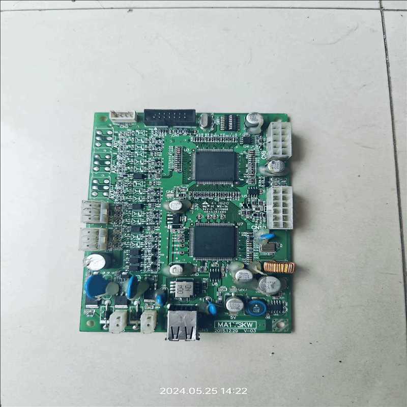 多轴伺服控制板安川   V-03  保质期三个月（耶耶电子）