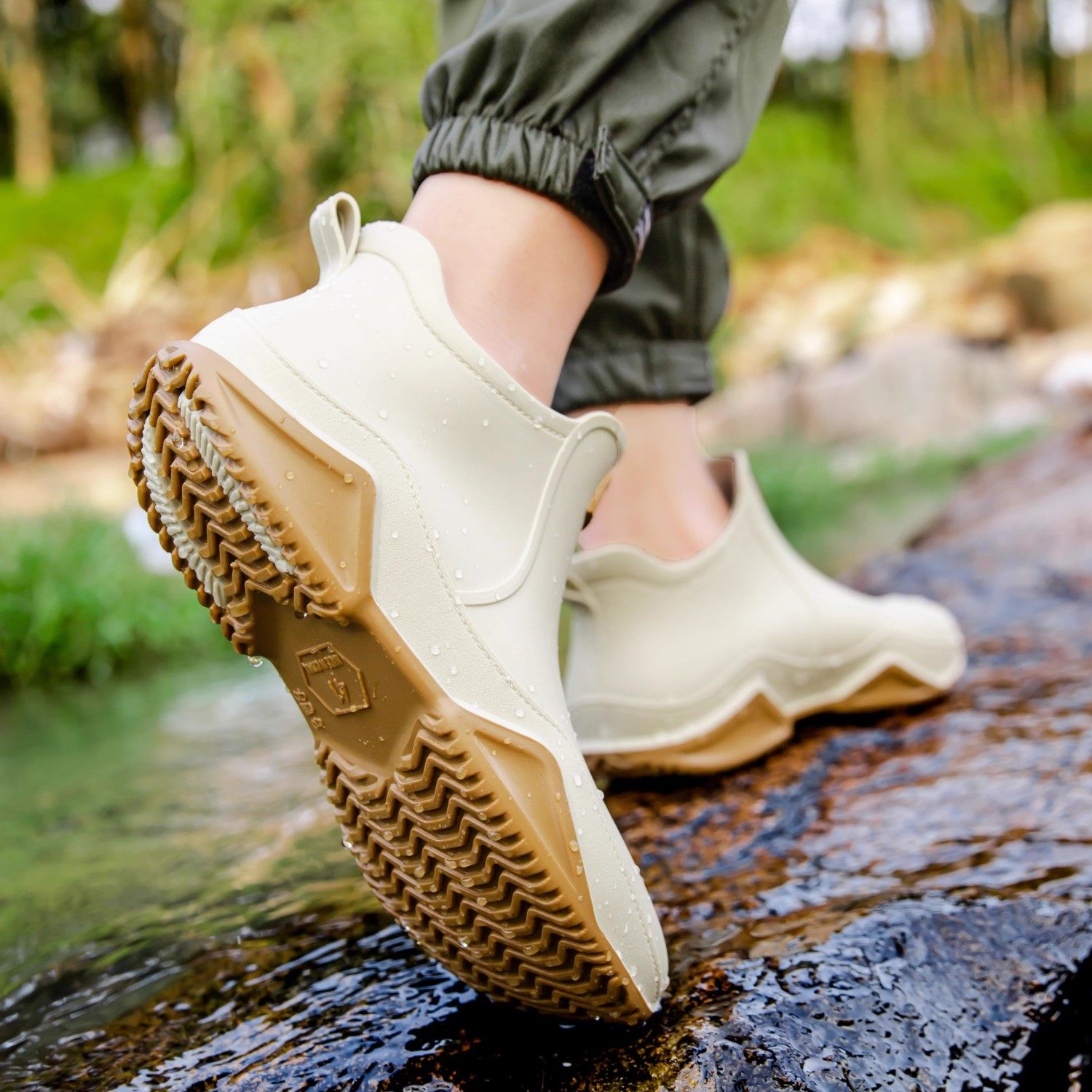 轻便短筒雨鞋男款水鞋外卖骑手专用雨靴厨房钓鱼男士防水防滑胶鞋