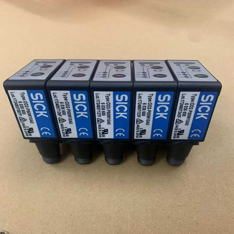 西克激光位移传感器OD2-P50W10A0，如图所示（佳毅工控）