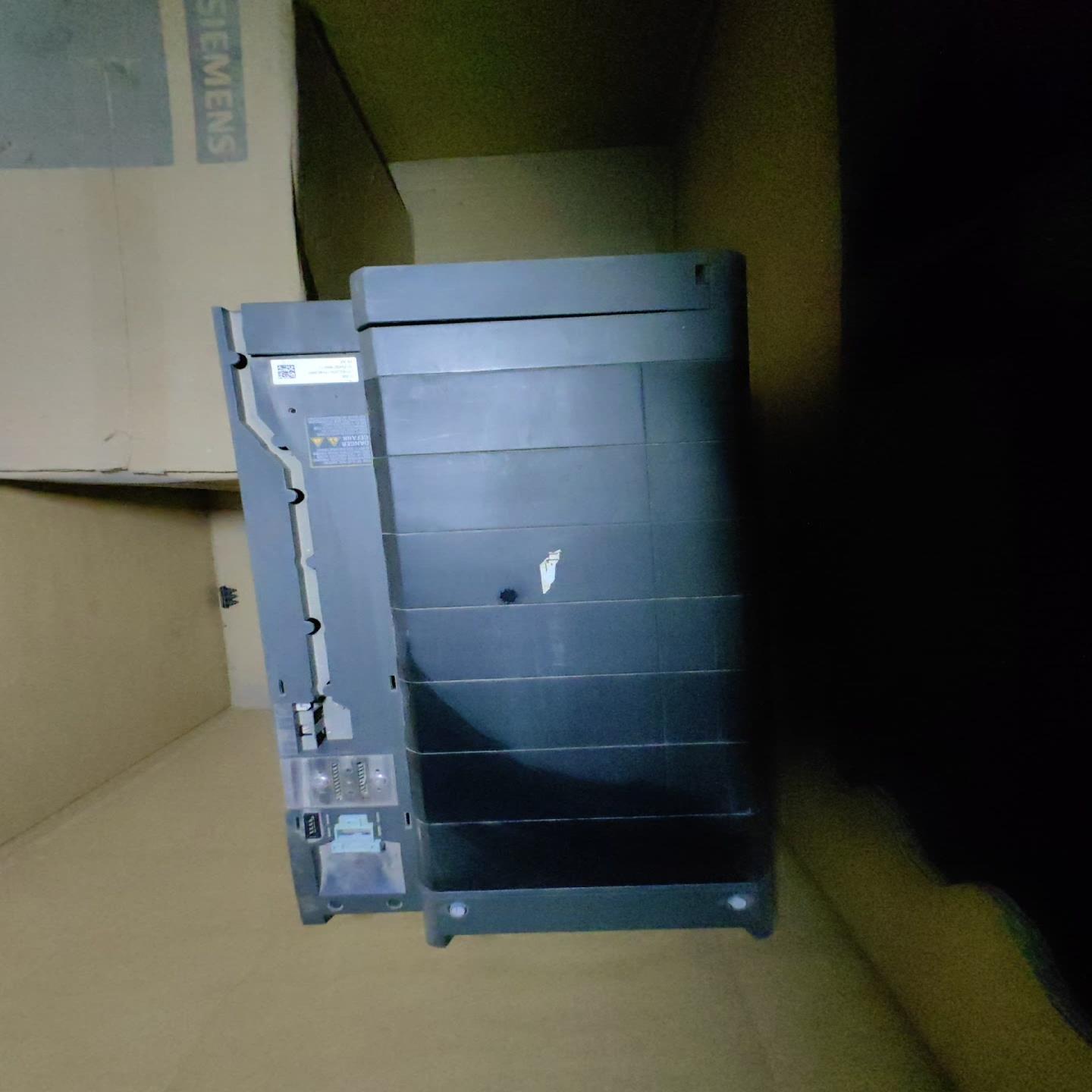 西门子6SL3230-1YE40-0AF0实物图实拍成色如图（夫美商行）