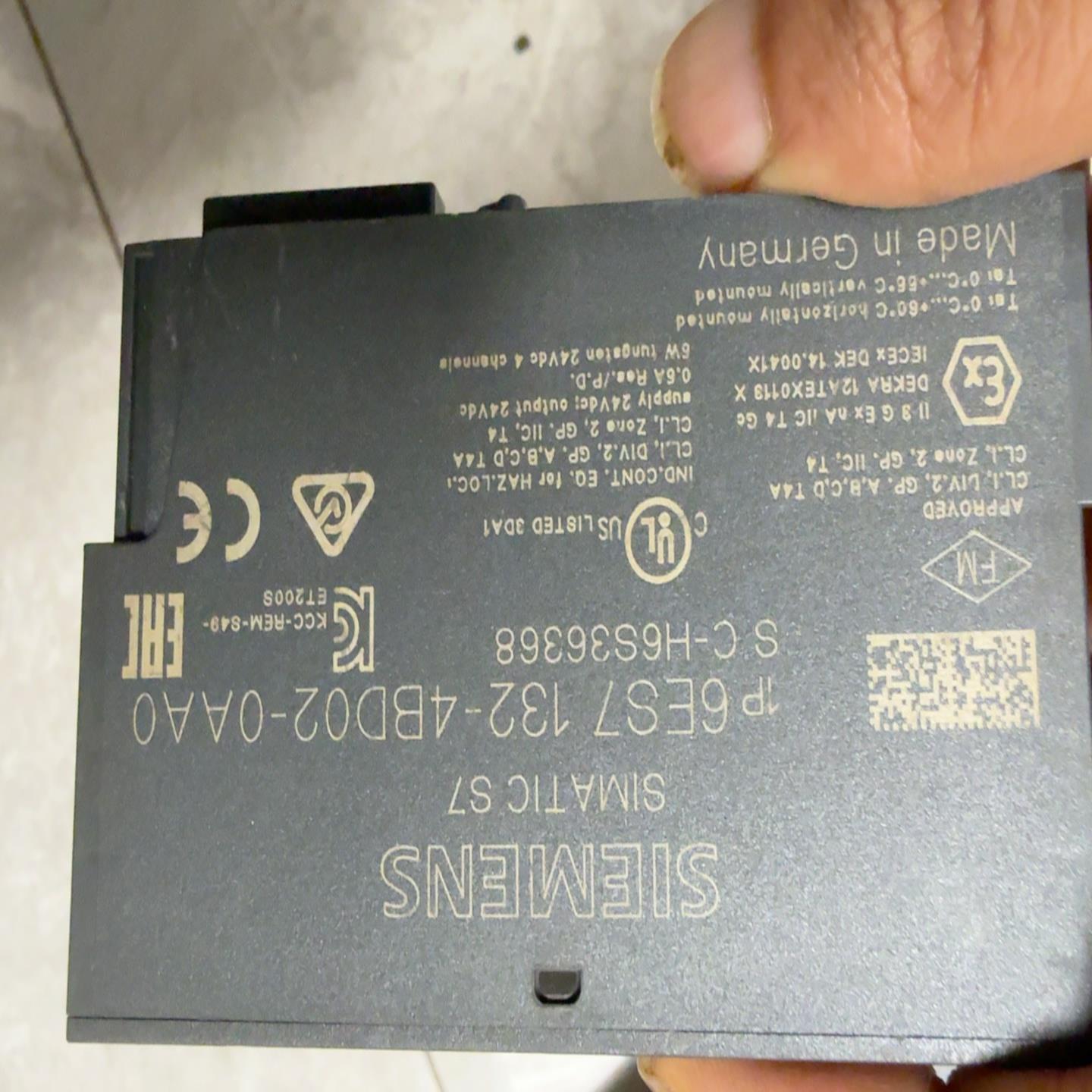 咨询-6ES7132-4BD02-0AA0PLC模块