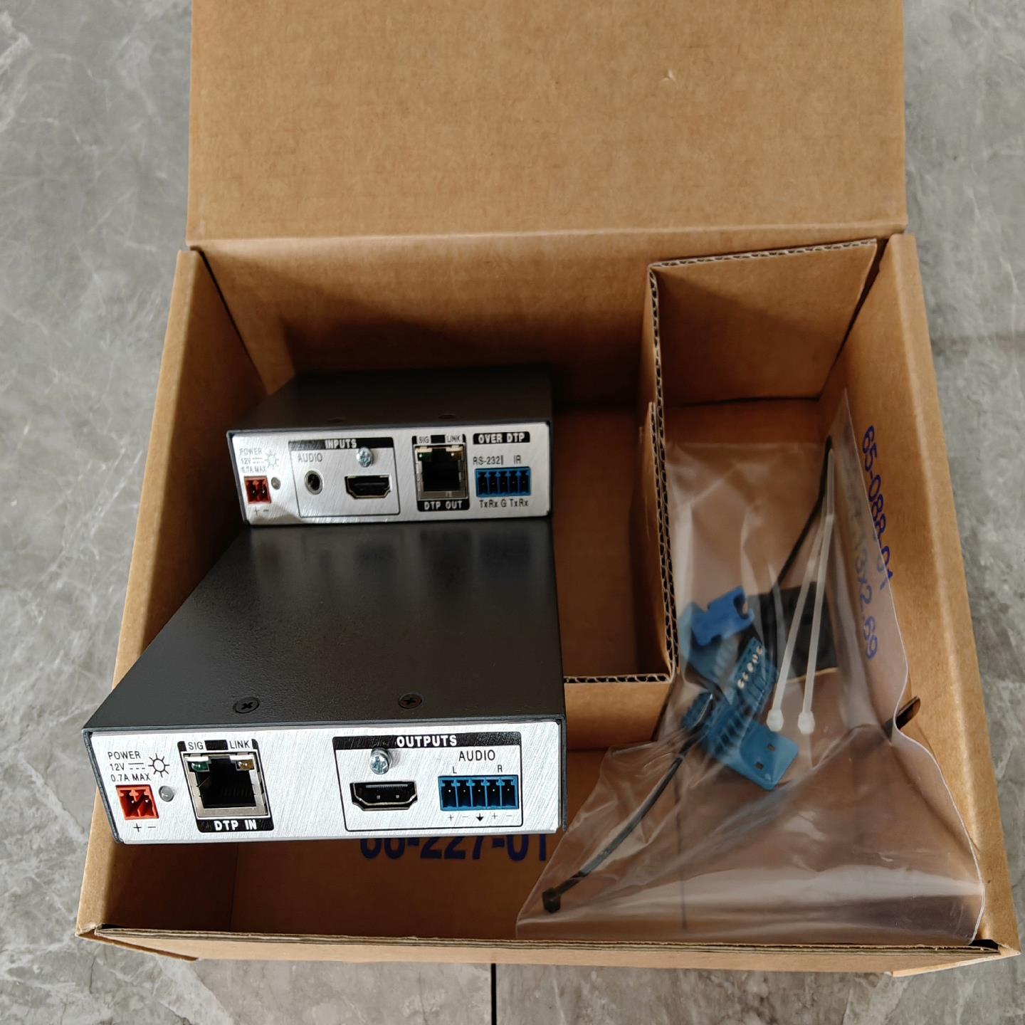 爱思创Extron DTP HDMI 230 TX/RX 功（豆豆设备）