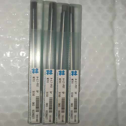 议价O全新未拆封加长O丝锥，M7*1,长度150mm适用