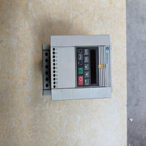 160-BA10NSF1 AB变频器，一台如图，功能。（电子设备）