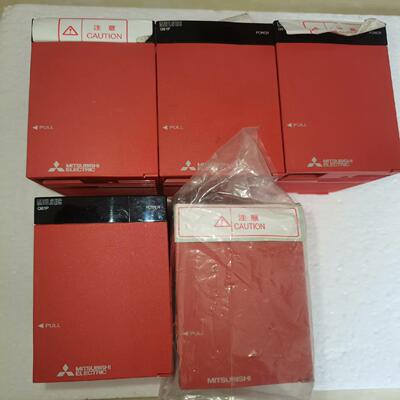 三菱Q61P电源模块有5个，有的，也有95新左右的，成色~询价