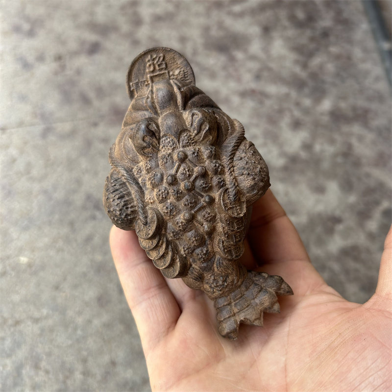越南沉香木雕金蟾茶宠摆件精品茶具配件茶桌茶道金蝉招财茶台蟾蜍