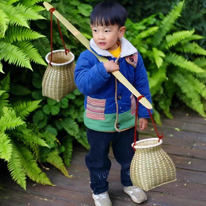 幼儿园儿童户外游戏玩具竹扁担挑竹篓感统训练器材竹编篓背篓鱼篓
