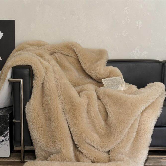 A类卡达尔羊毛绒毛毯秋冬保暖云肤绒毯子双面绒盖毯百搭休闲毯
