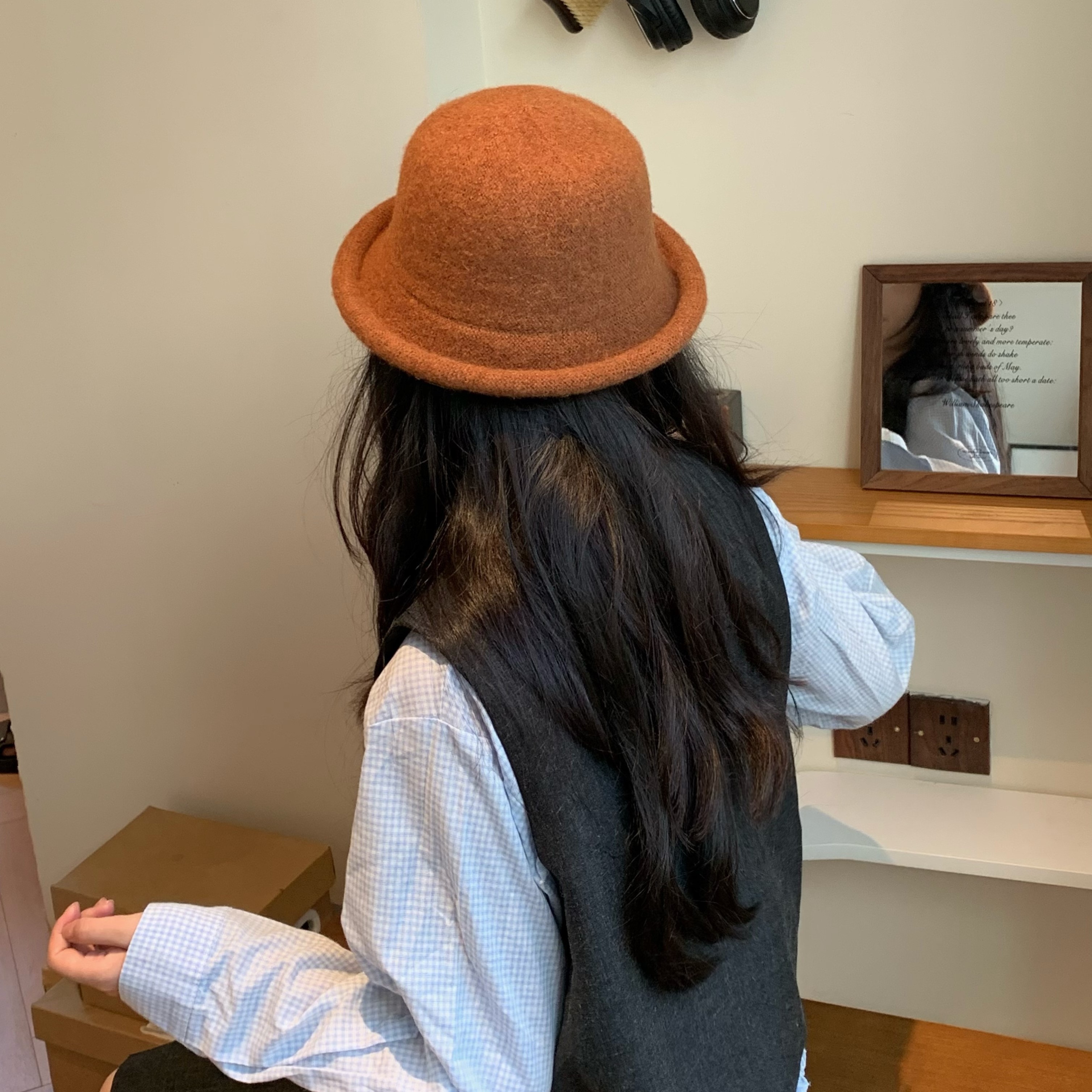 韩版卷边圆顶小礼帽女秋冬高级感羊毛呢帽子显脸小盆帽百搭渔夫帽