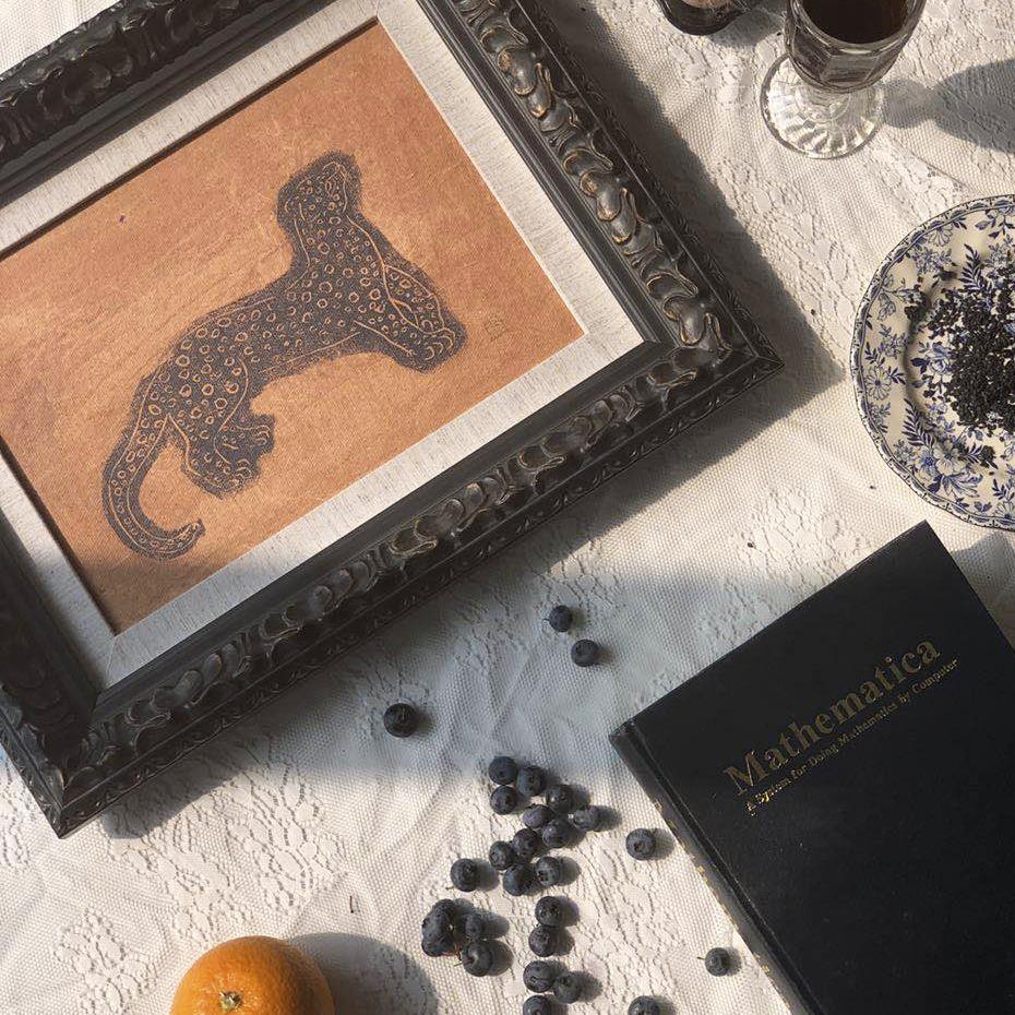 【财源滚滚】常玉金钱豹动物餐边桌客厅装饰画 画吉利风水装饰画