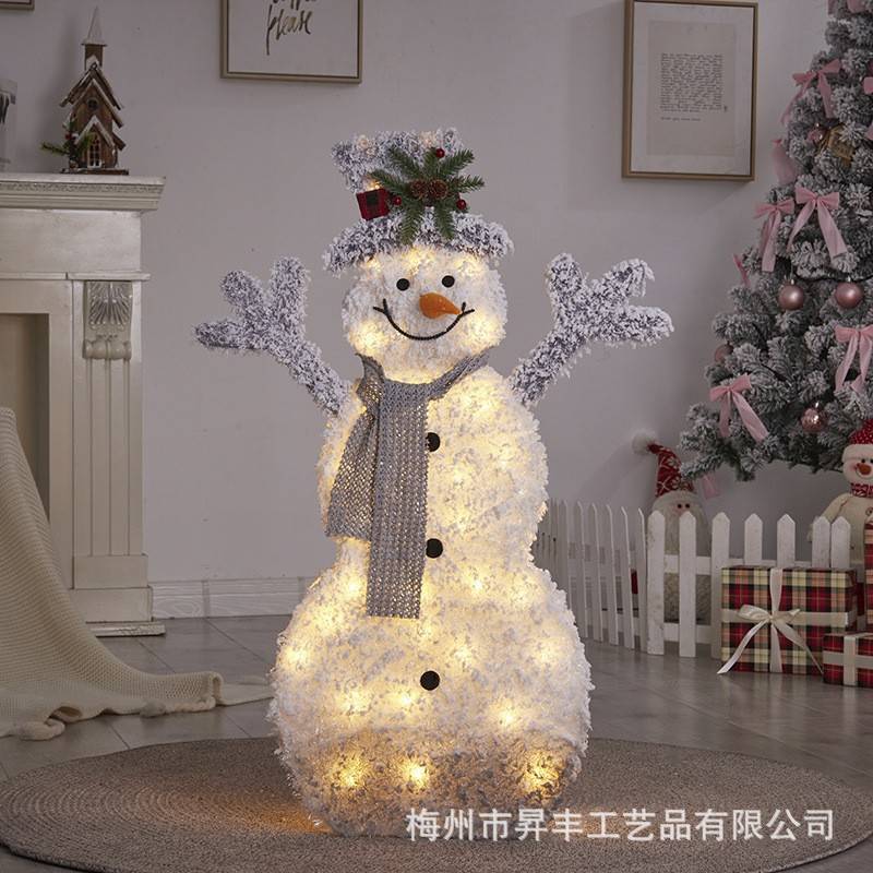 跨境圣诞节装饰品平安夜雪景发光白色植绒圣诞铁艺雪人场景布置